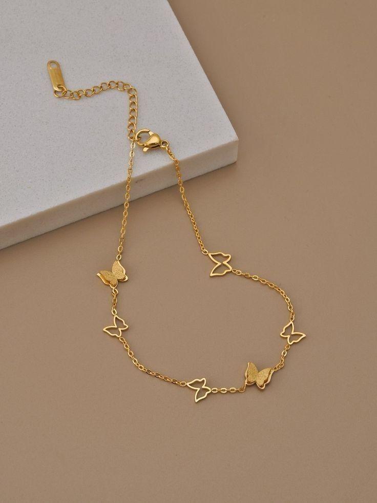 Colar Dourado Borboleta