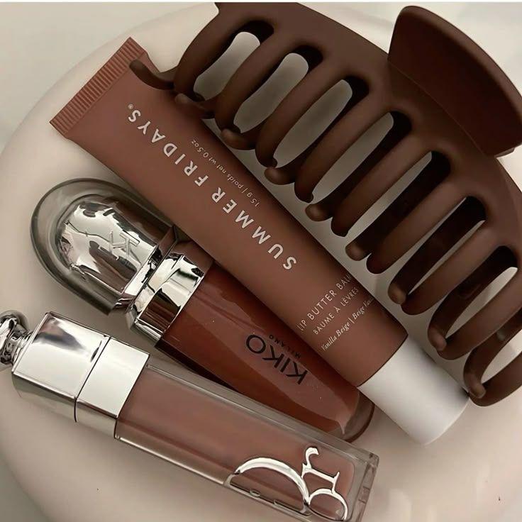 Kit Gloss